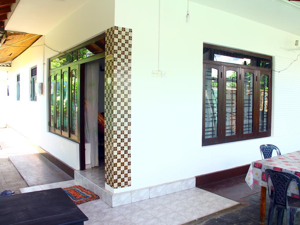 Mirissa Harbour View Hotel ภายนอก รูปภาพ